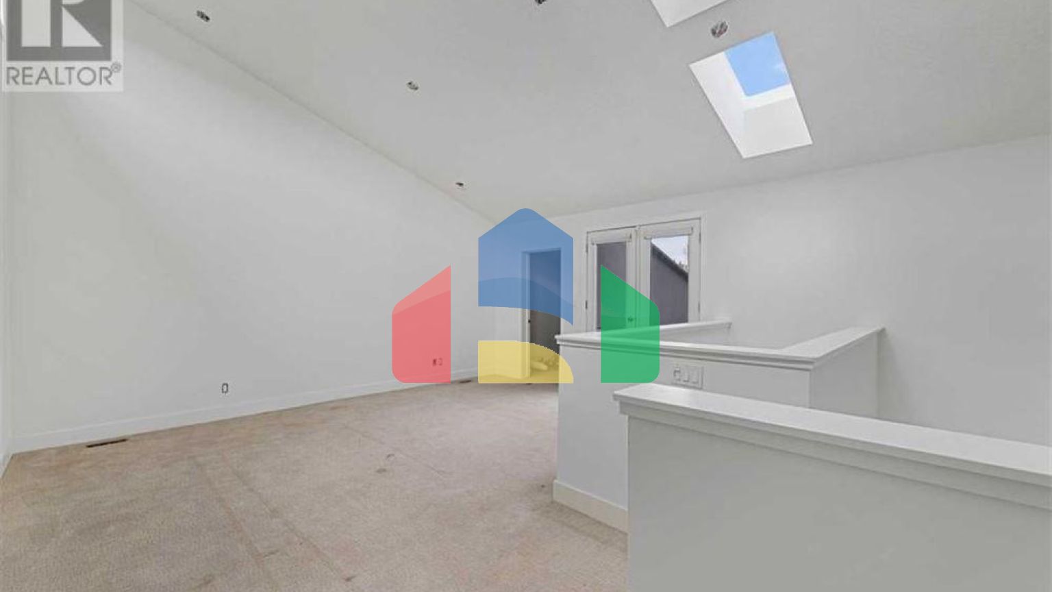 Residential - Townhouse - Calgary, Canada - Canada