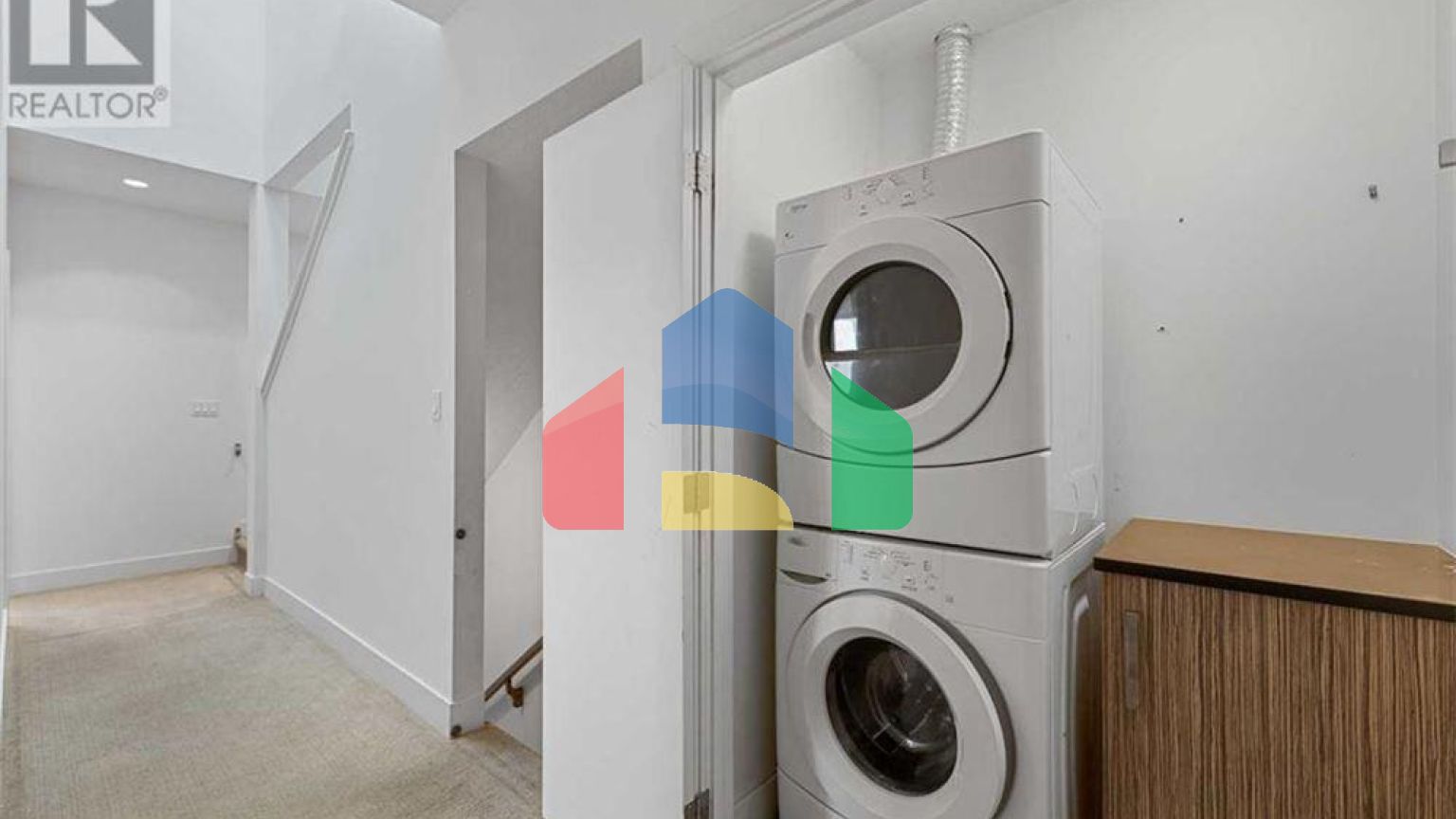 Residential - Townhouse - Calgary, Canada - Canada