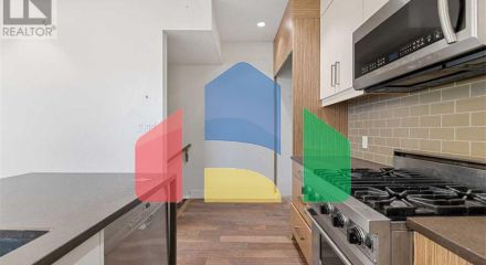 Residential - Townhouse - Calgary, Canada - Canada