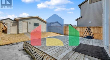 Residential - Single Family Home - Calgary, Canada - Canada