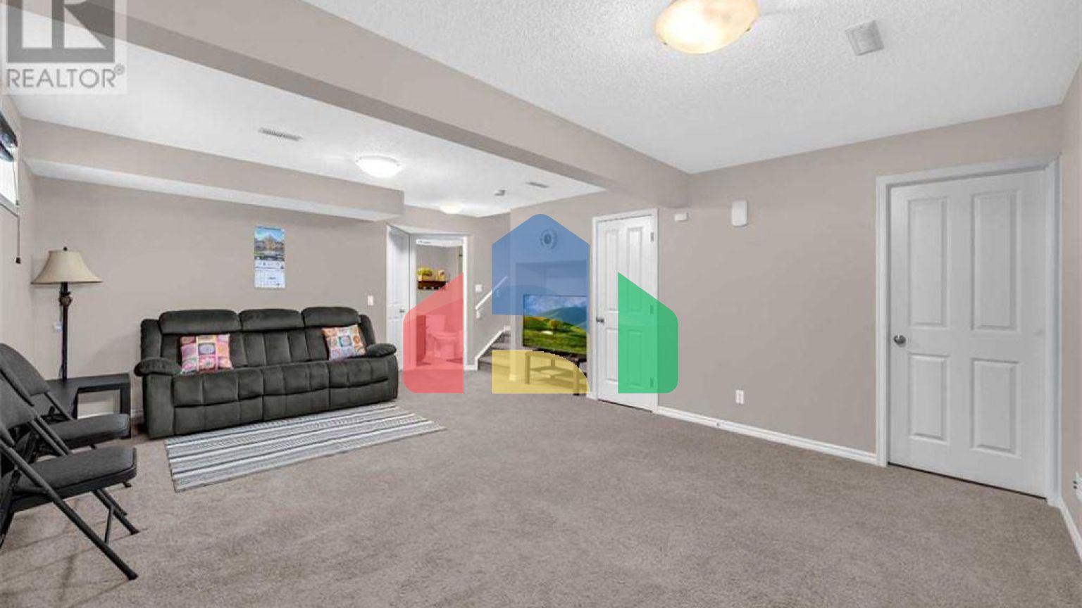 Residential - Single Family Home - Calgary, Canada - Canada