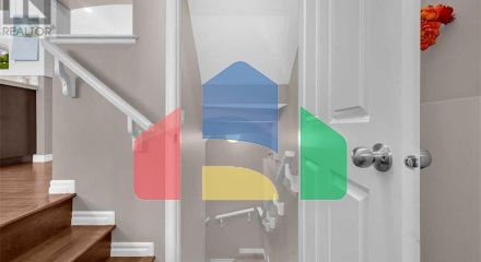 Residential - Single Family Home - Calgary, Canada - Canada