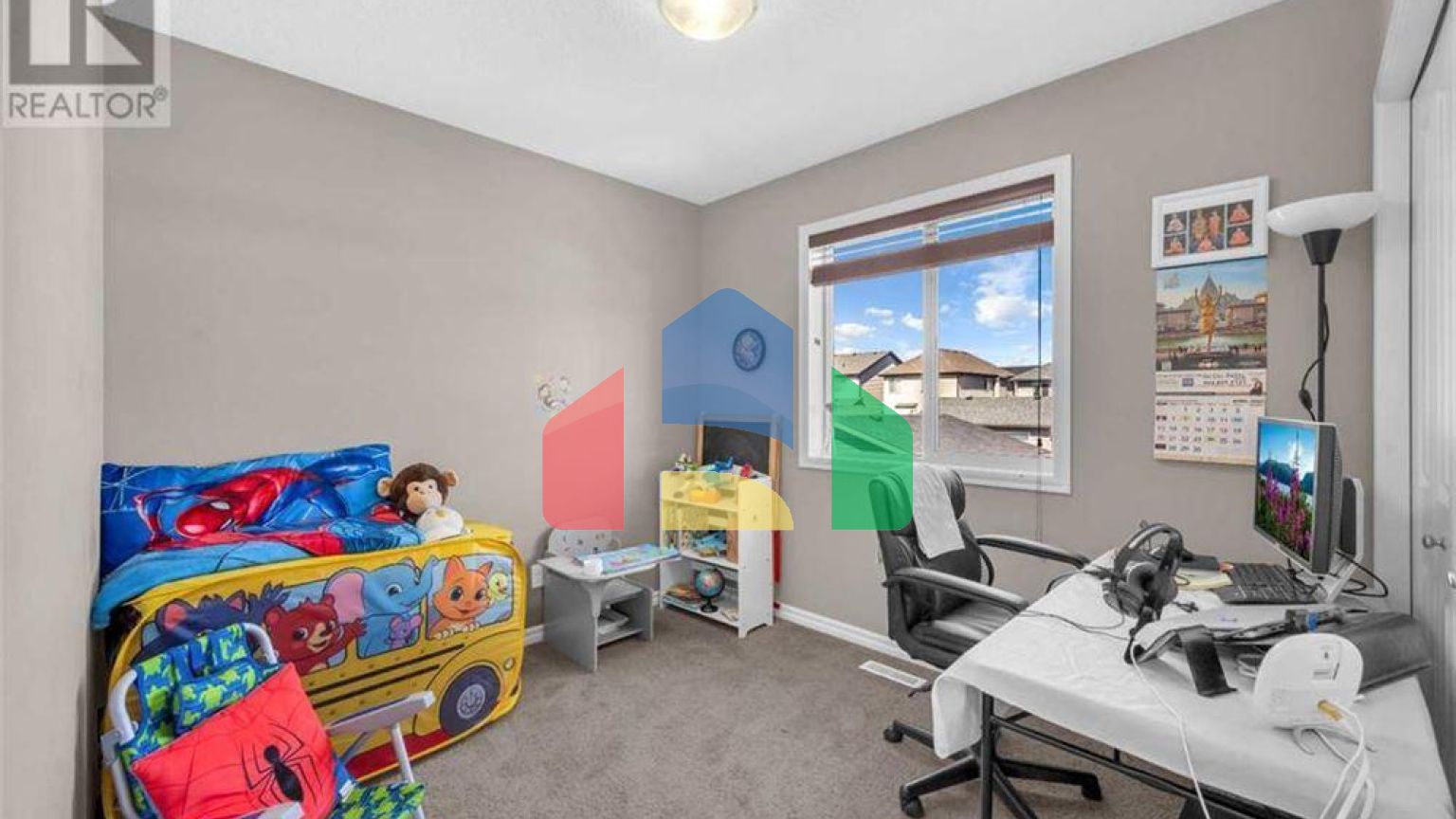 Residential - Single Family Home - Calgary, Canada - Canada