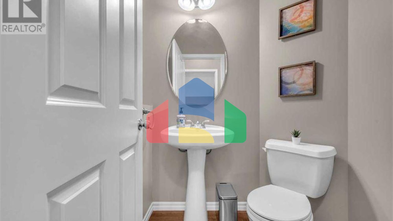 Residential - Single Family Home - Calgary, Canada - Canada