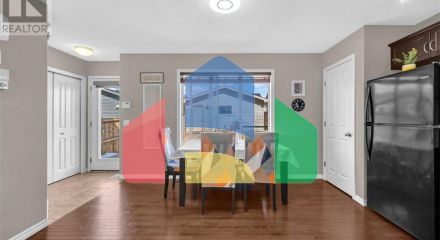 Residential - Single Family Home - Calgary, Canada - Canada