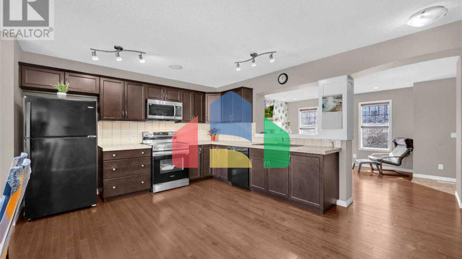 Residential - Single Family Home - Calgary, Canada - Canada