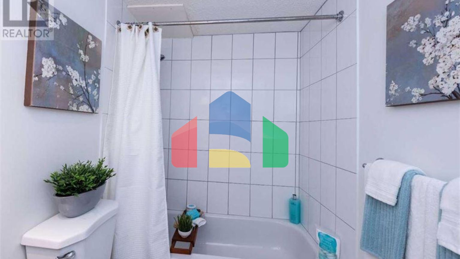 Residential - Condo/Apartment - Calgary, Canada - Canada