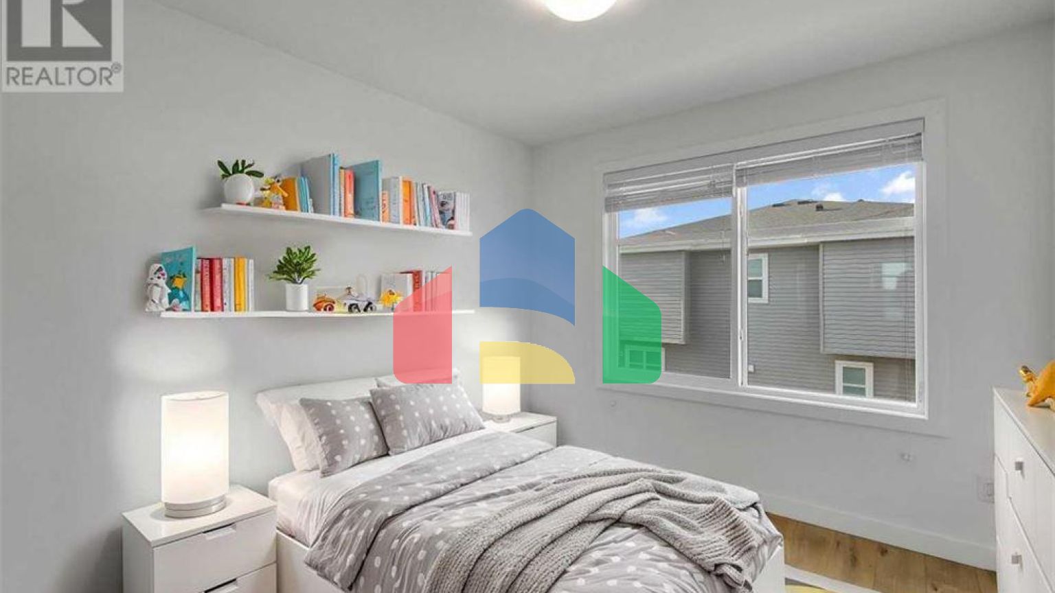 Residential - Townhouse - Calgary, Canada - Canada