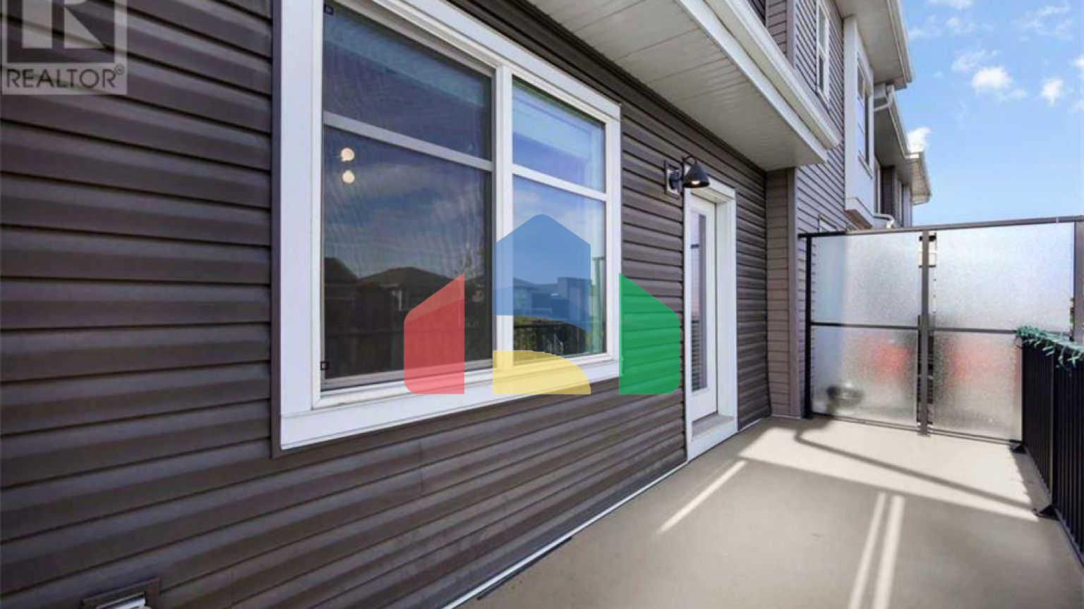 Residential - Townhouse - Calgary, Canada - Canada