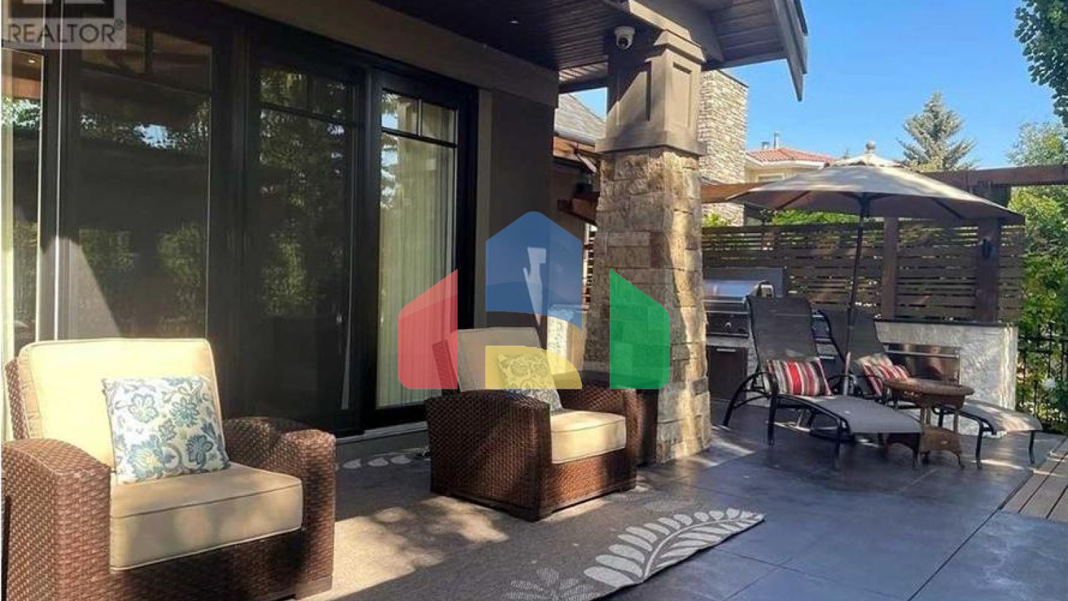 Residential - Single Family Home - Calgary, Canada - Canada