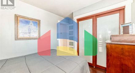 Residential - Single Family Home - Calgary, Canada - Canada