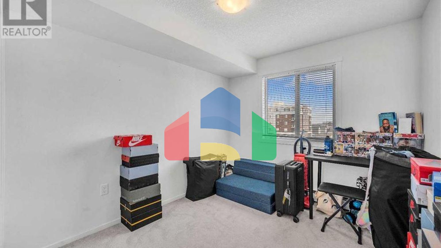 Residential - Condo/Apartment - Calgary, Canada - Canada