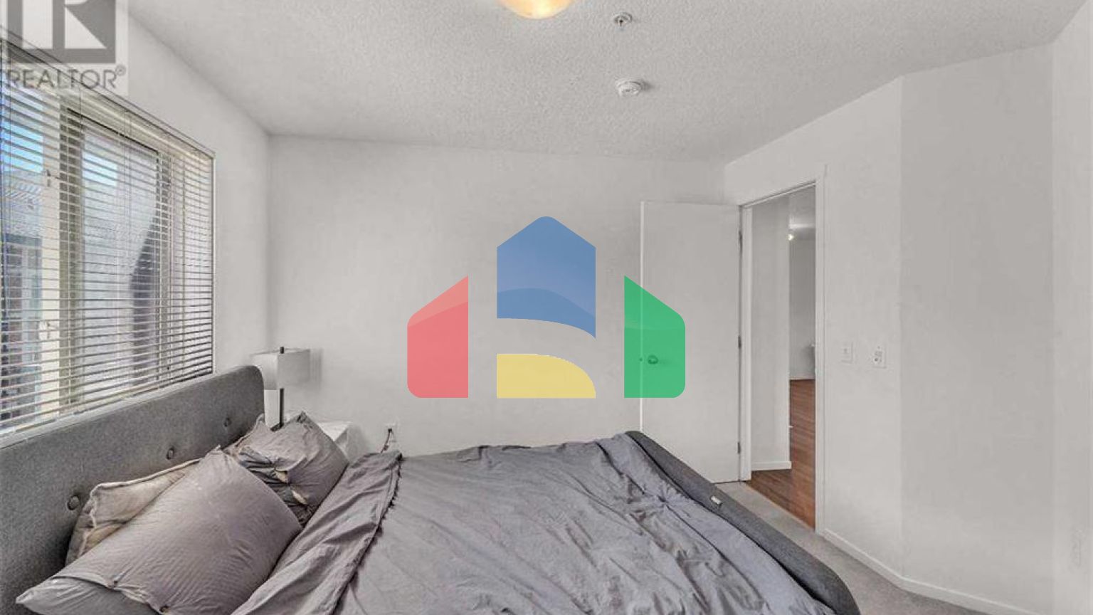 Residential - Condo/Apartment - Calgary, Canada - Canada