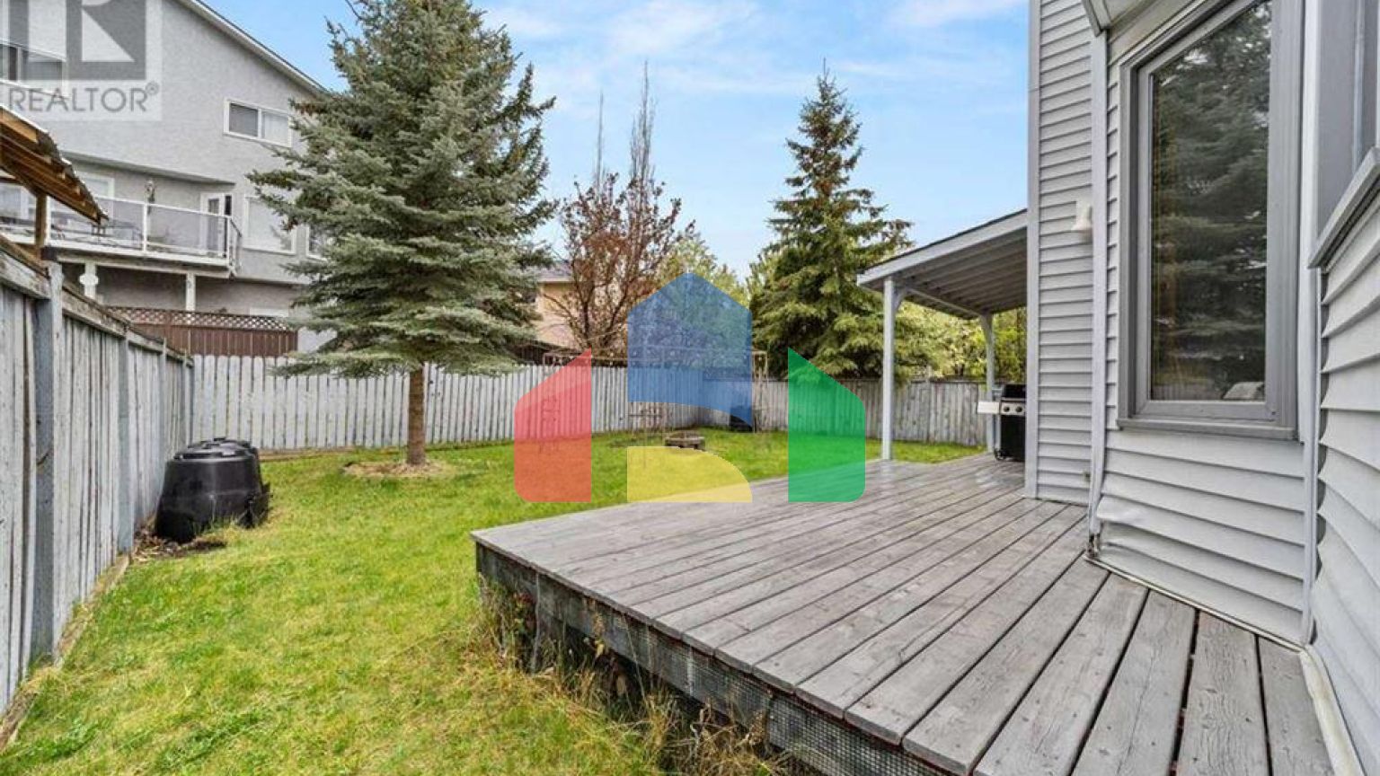 Residential - Single Family Home - Calgary, Canada - Canada