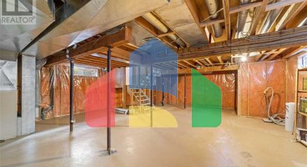 Residential - Single Family Home - Calgary, Canada - Canada