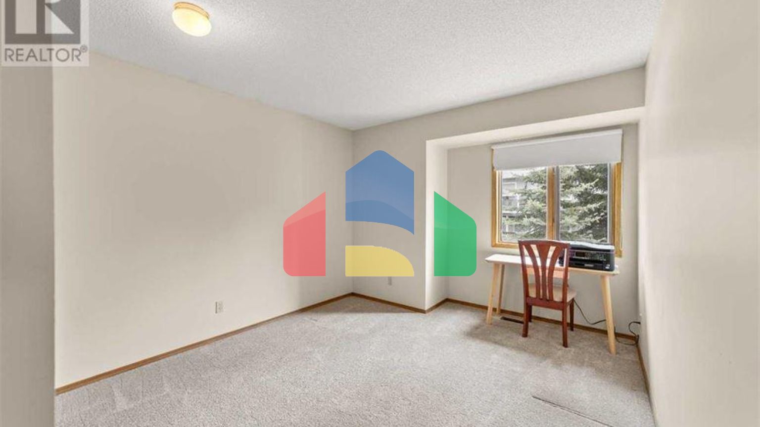 Residential - Single Family Home - Calgary, Canada - Canada