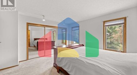 Residential - Single Family Home - Calgary, Canada - Canada