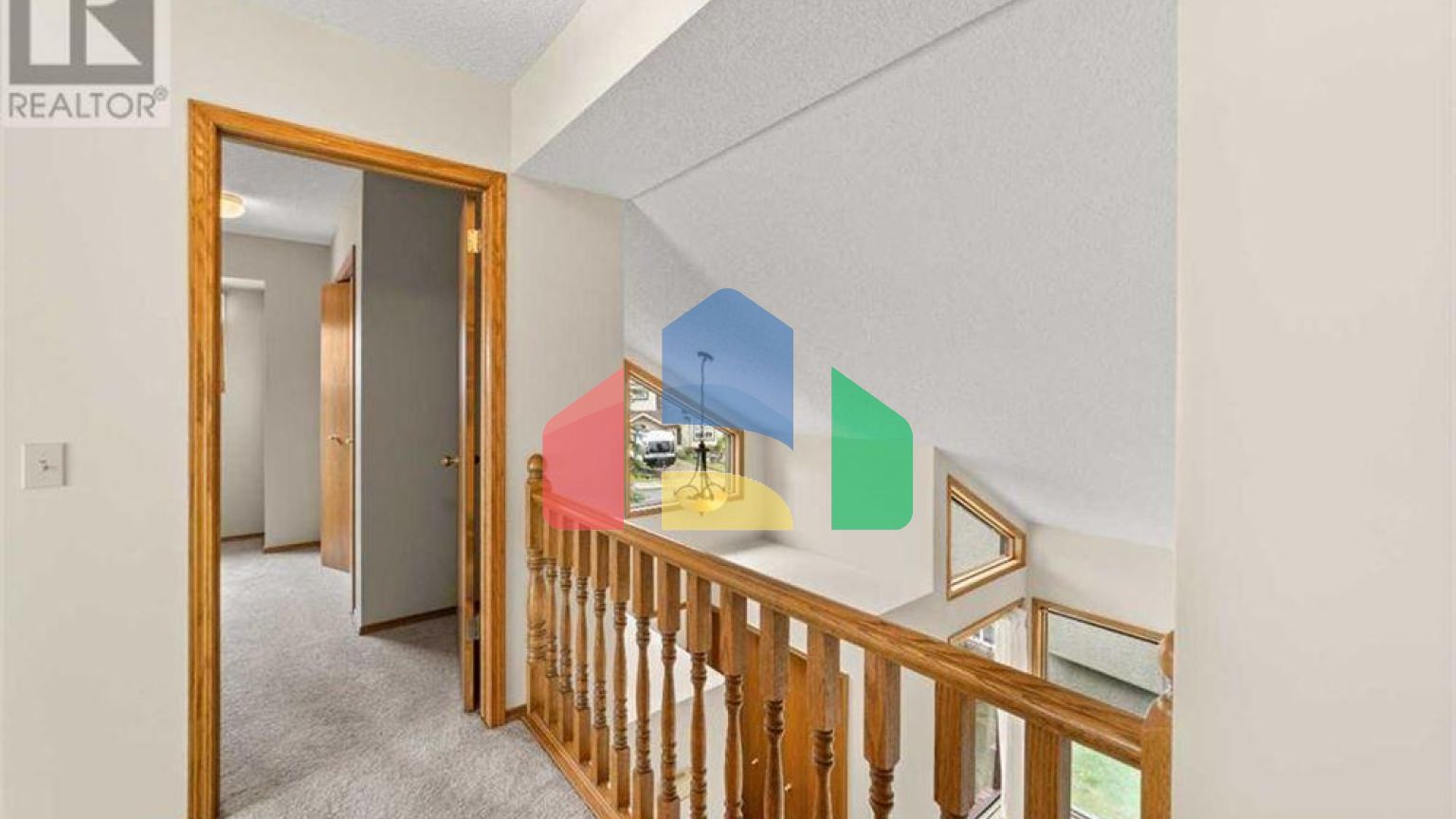 Residential - Single Family Home - Calgary, Canada - Canada