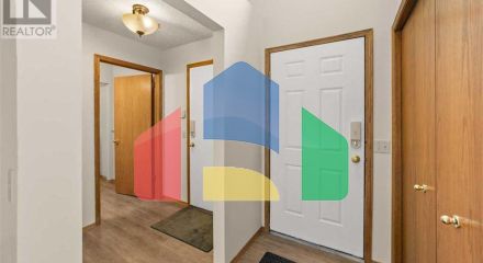 Residential - Single Family Home - Calgary, Canada - Canada