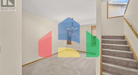 Residential - Single Family Home - Calgary, Canada - Canada