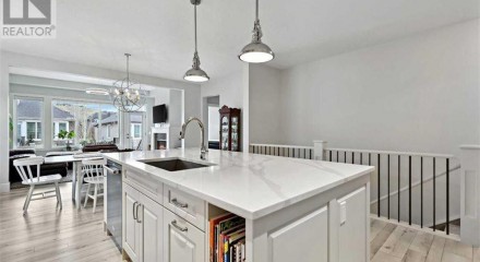 Residential - Condo/Apartment - Calgary, Canada - Canada