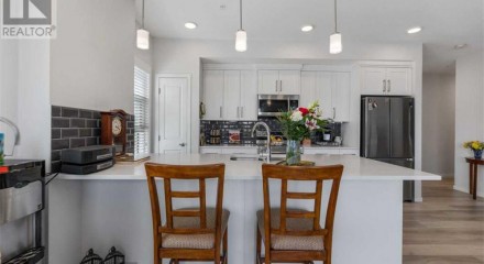 Residential - Condo/Apartment - Calgary, Canada - Canada