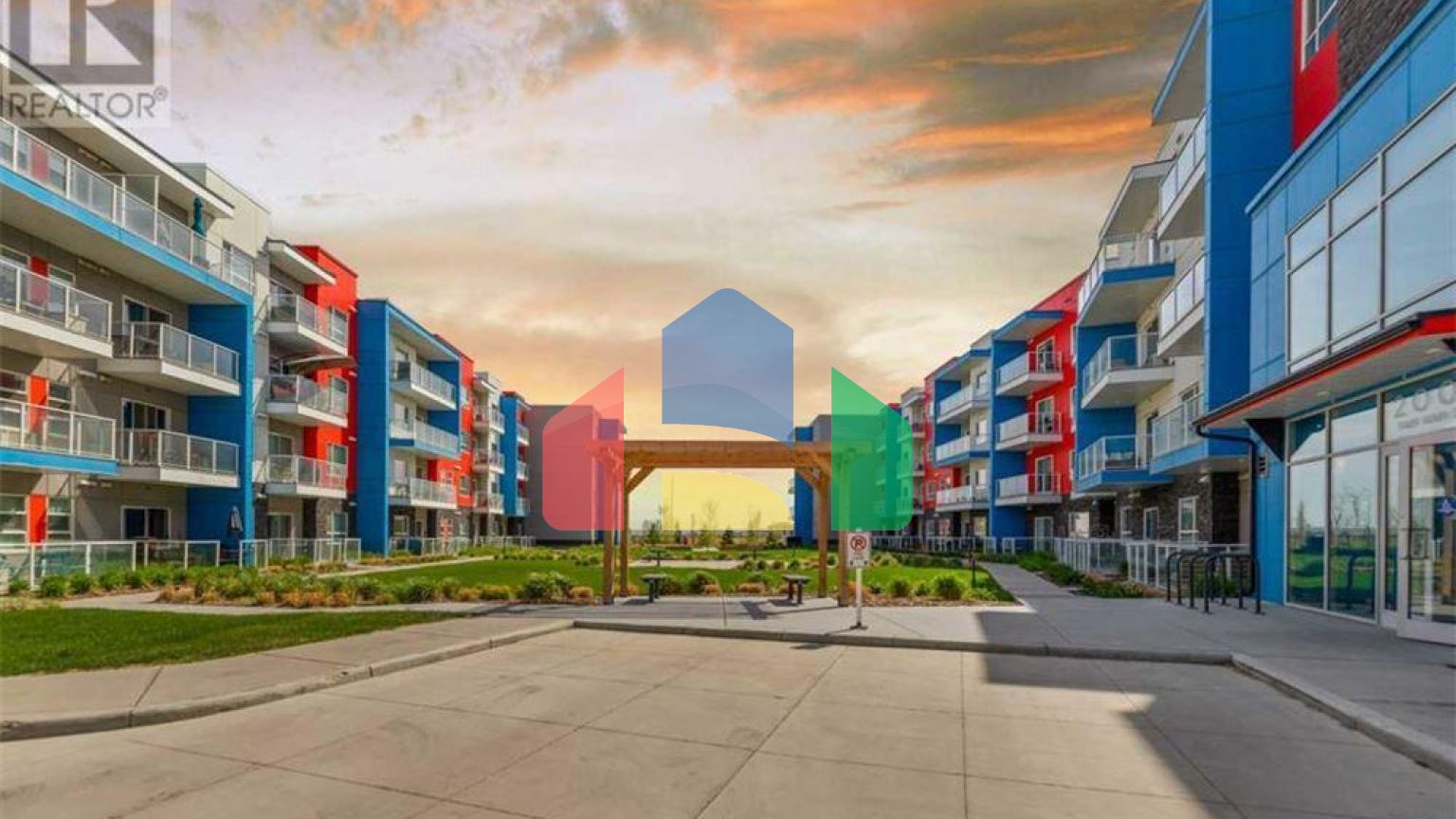 Residential - Condo/Apartment - Calgary, Canada - Canada