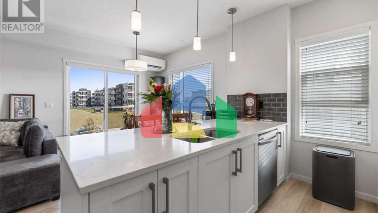 Residential - Condo/Apartment - Calgary, Canada - Canada