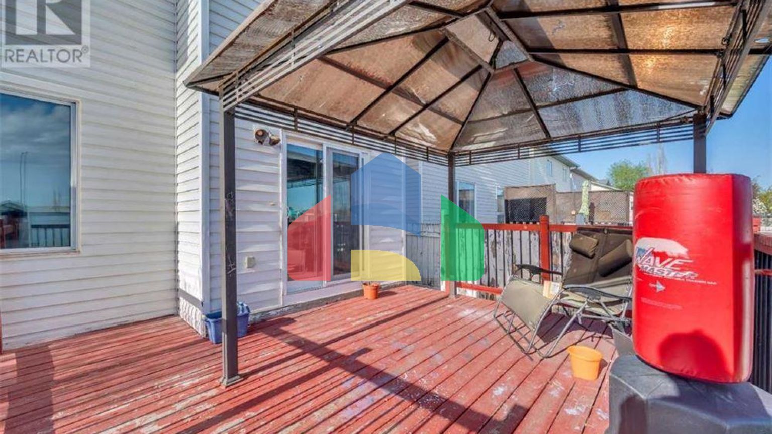 Residential - Single Family Home - Calgary, Canada - Canada