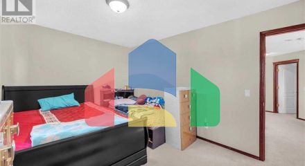 Residential - Single Family Home - Calgary, Canada - Canada