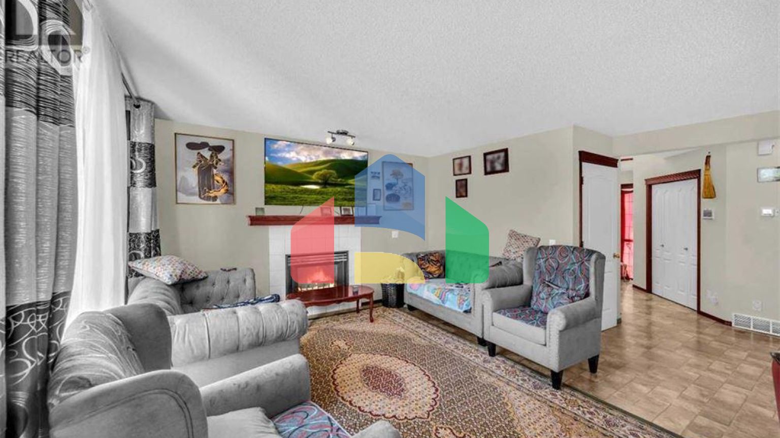 Residential - Single Family Home - Calgary, Canada - Canada