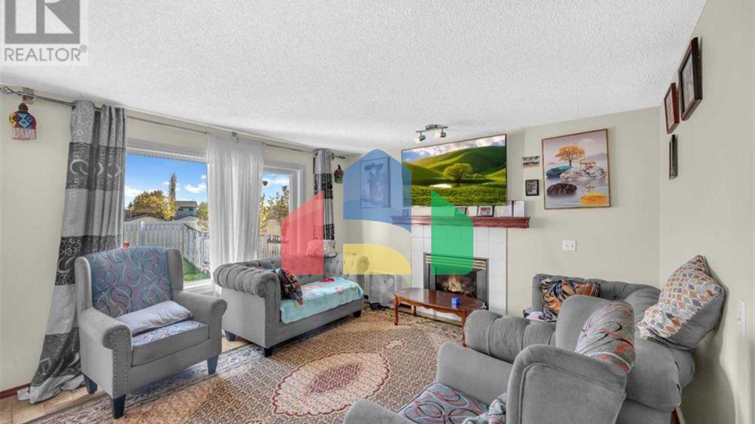 Residential - Single Family Home - Calgary, Canada - Canada