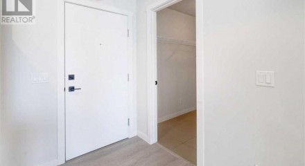 Residential - Condo/Apartment - Calgary, Canada - Canada