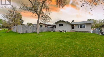 Residential - Single Family Home - Calgary, Canada - Canada