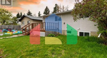 Residential - Single Family Home - Calgary, Canada - Canada