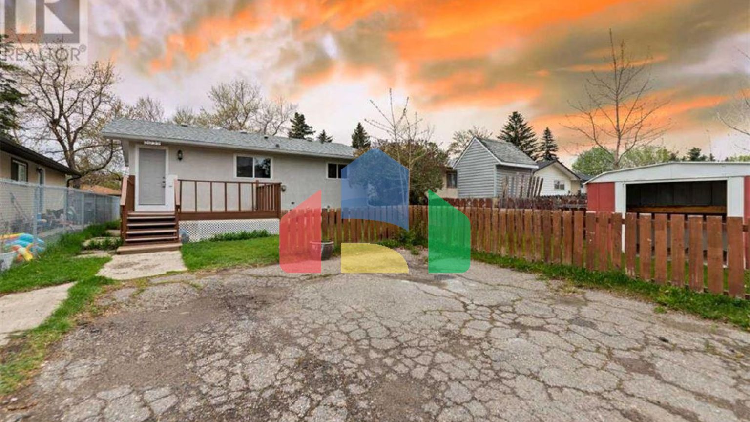 Residential - Single Family Home - Calgary, Canada - Canada