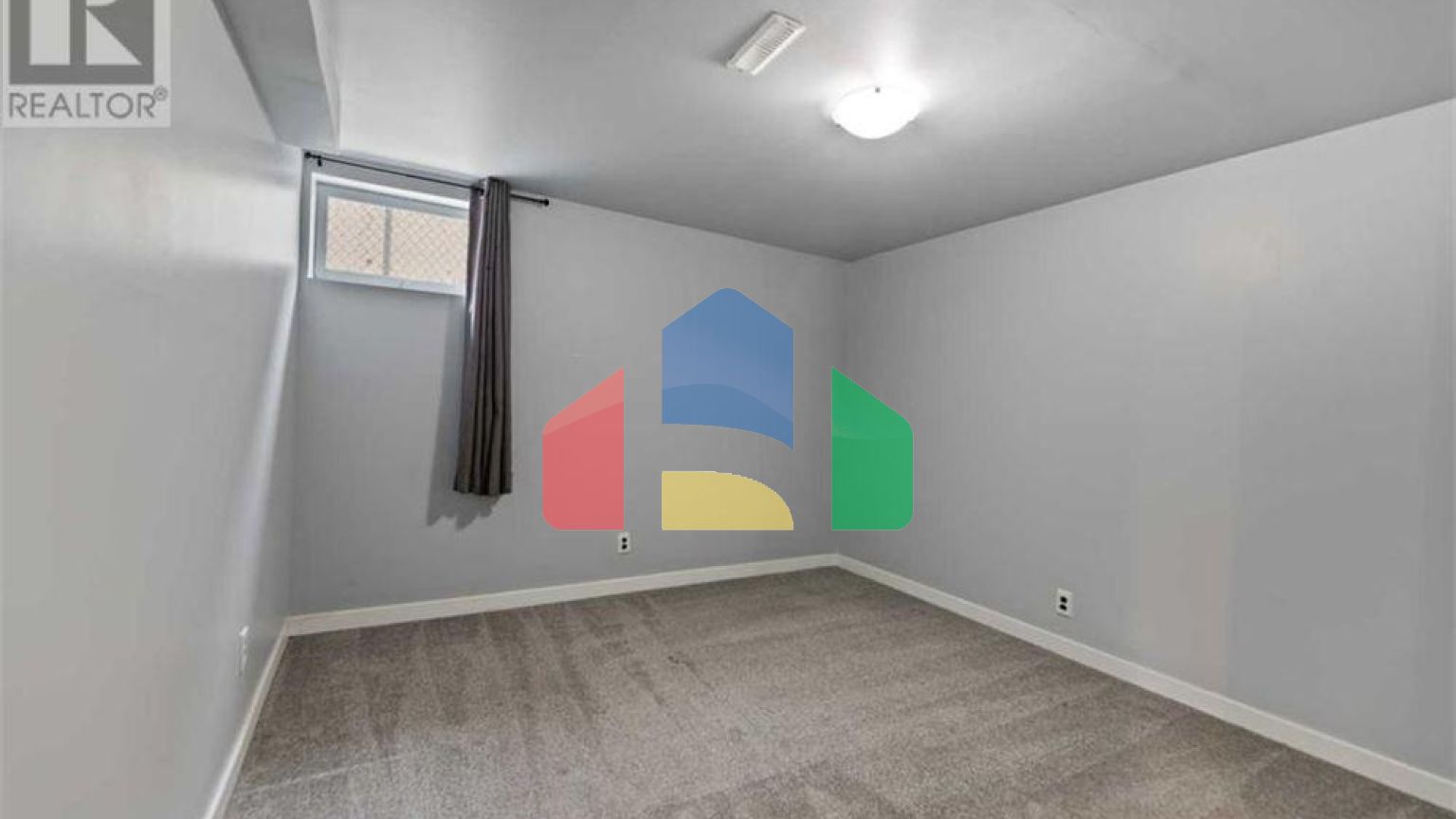 Residential - Single Family Home - Calgary, Canada - Canada