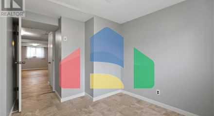 Residential - Single Family Home - Calgary, Canada - Canada