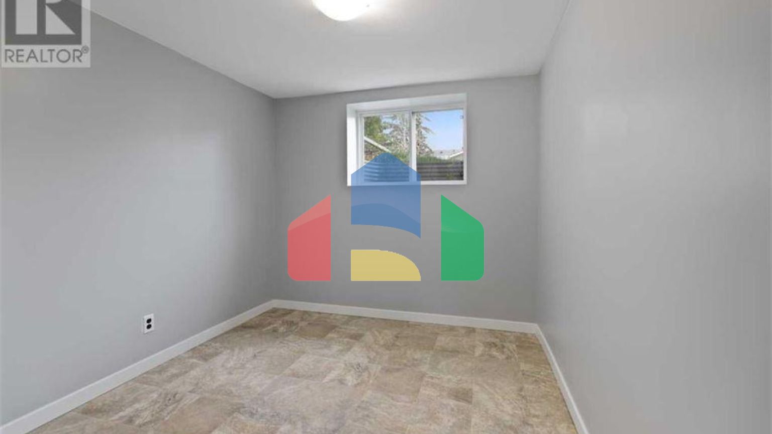 Residential - Single Family Home - Calgary, Canada - Canada