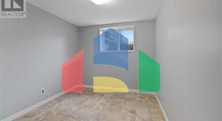 Residential - Single Family Home - Calgary, Canada - Canada