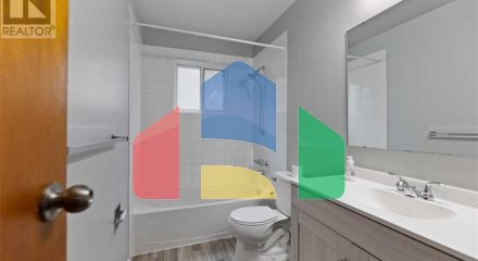 Residential - Single Family Home - Calgary, Canada - Canada