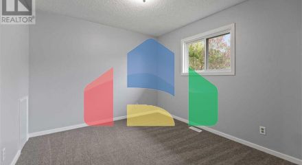 Residential - Single Family Home - Calgary, Canada - Canada