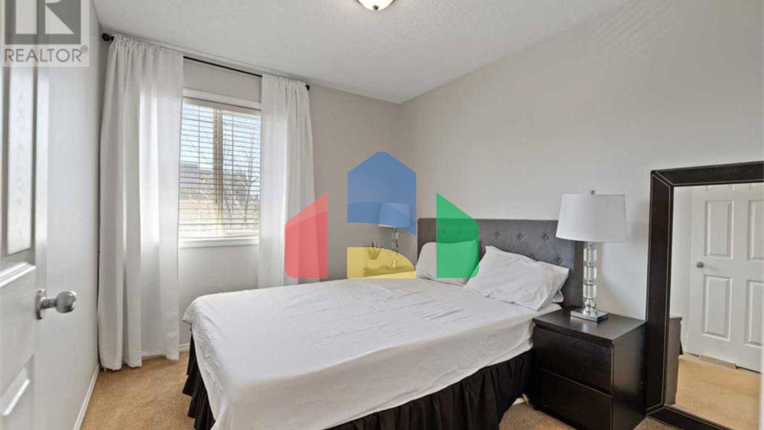 Residential - Condo/Apartment - Calgary, Canada - Canada