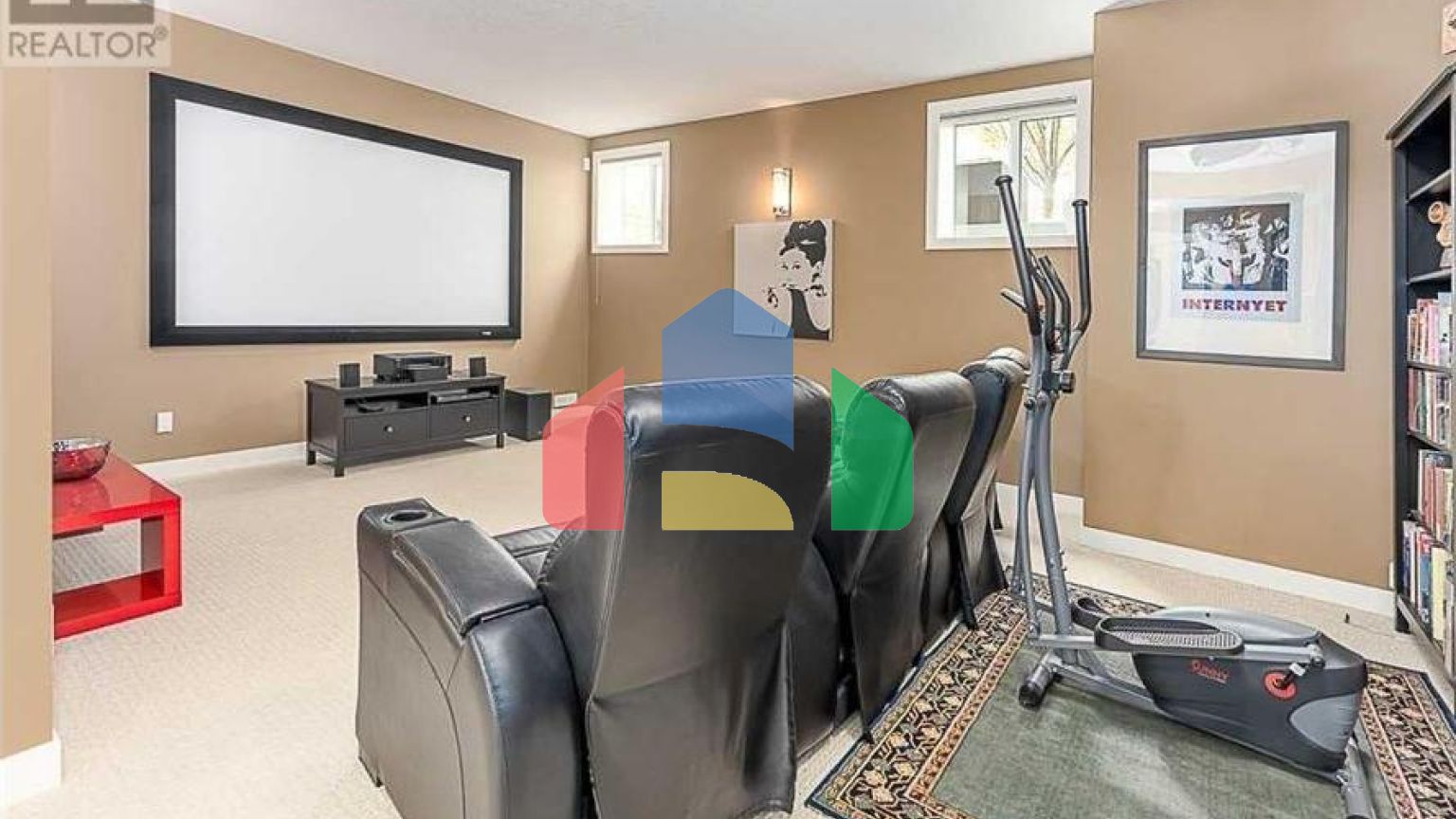 Residential - Single Family Home - Calgary, Canada - Canada