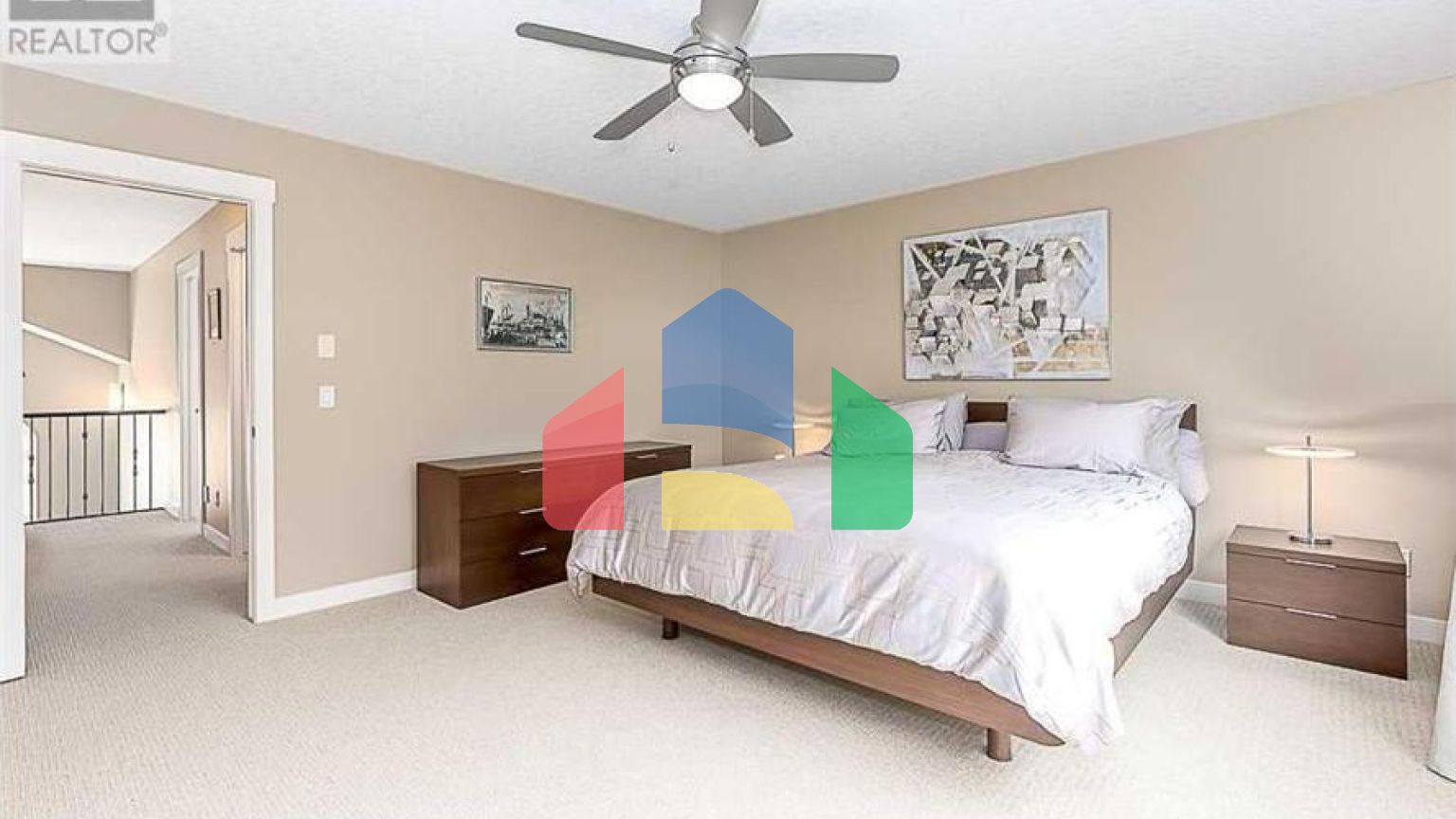 Residential - Single Family Home - Calgary, Canada - Canada