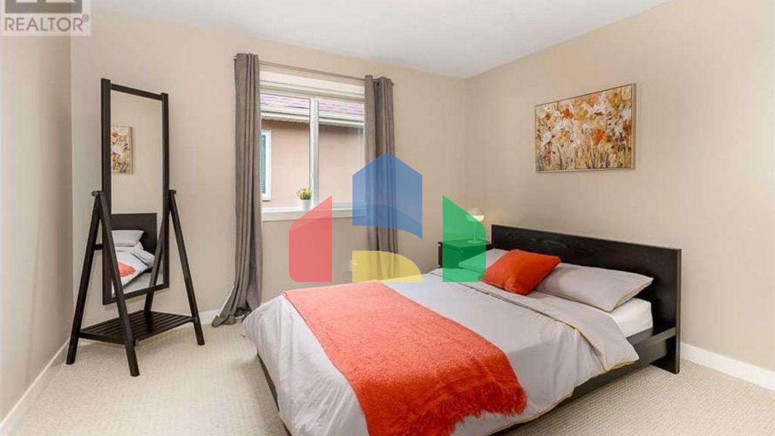 Residential - Single Family Home - Calgary, Canada - Canada