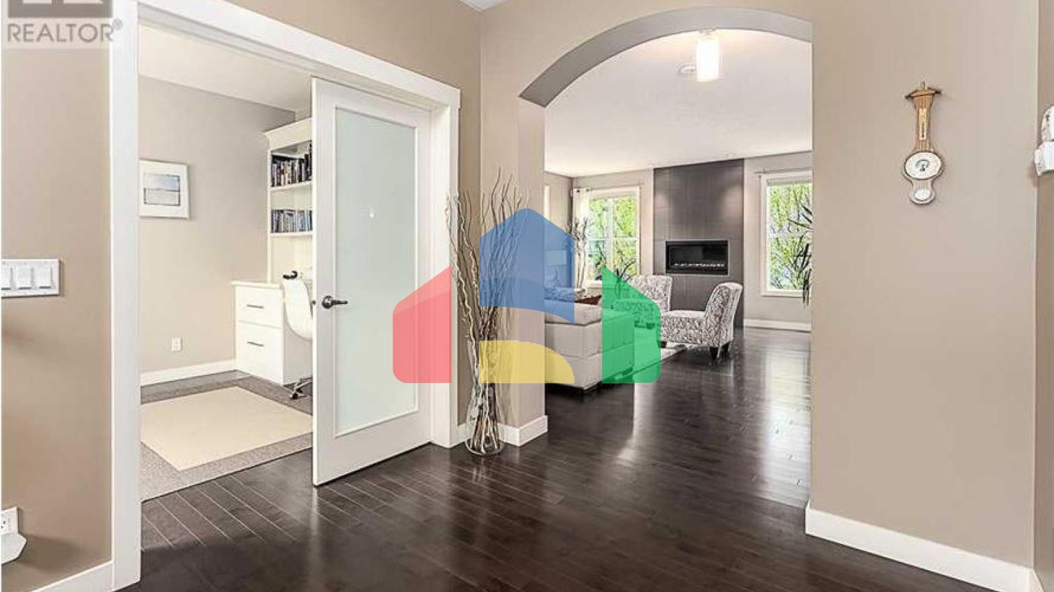 Residential - Single Family Home - Calgary, Canada - Canada