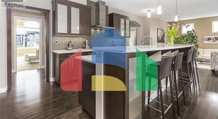 Residential - Single Family Home - Calgary, Canada - Canada