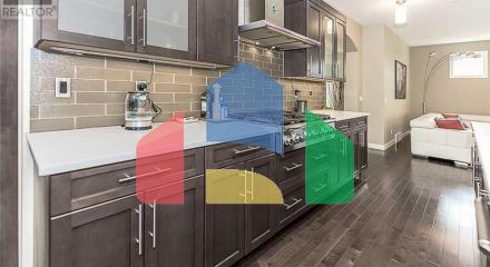 Residential - Single Family Home - Calgary, Canada - Canada