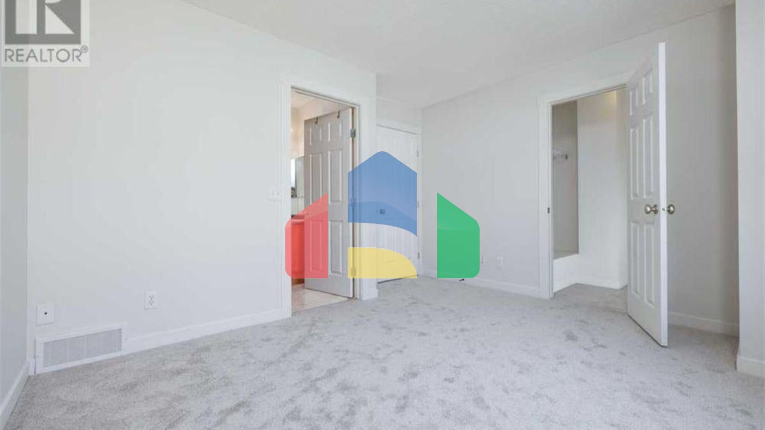 Residential - Townhouse - Calgary, Canada - Canada